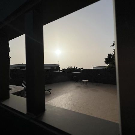Bungalow Apartamento Sol Famara Eksteriør bilde