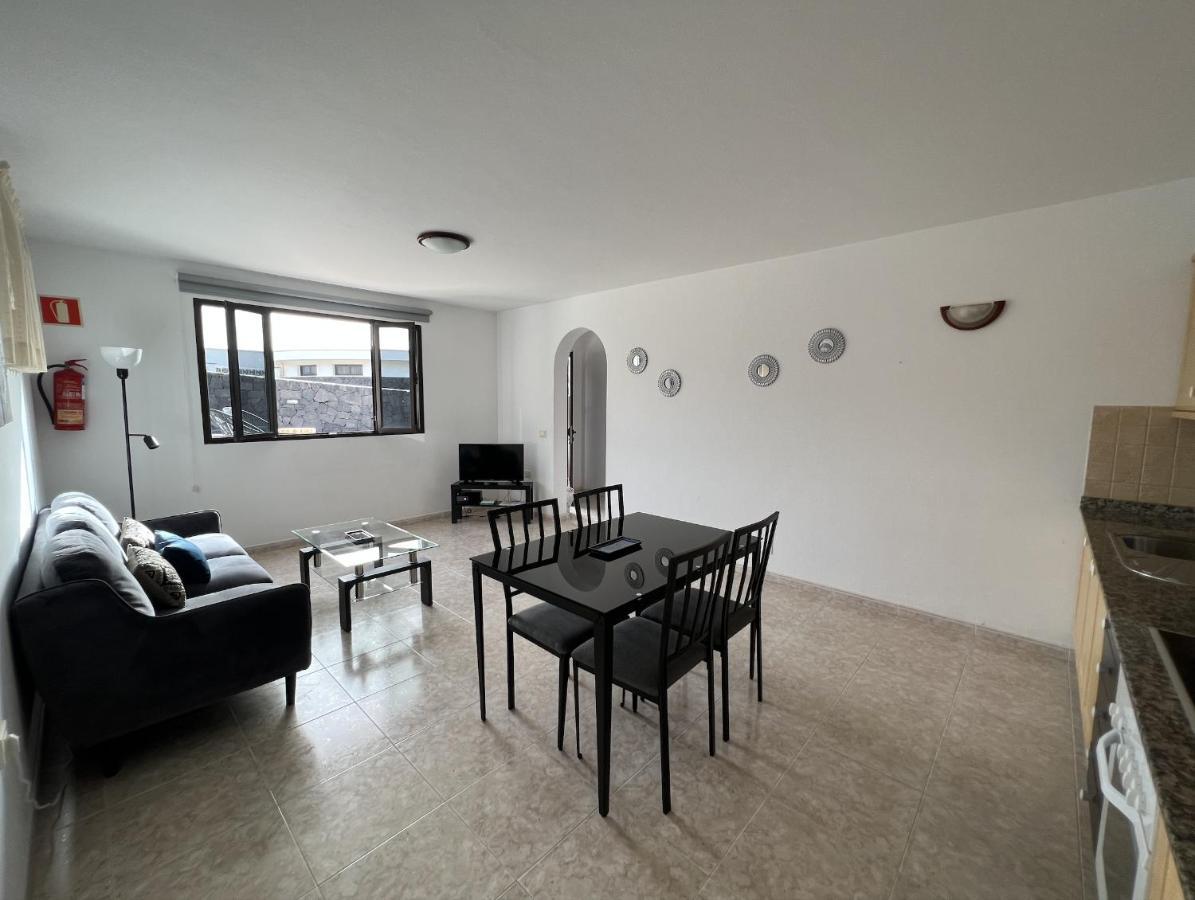 Bungalow Apartamento Sol Famara Eksteriør bilde