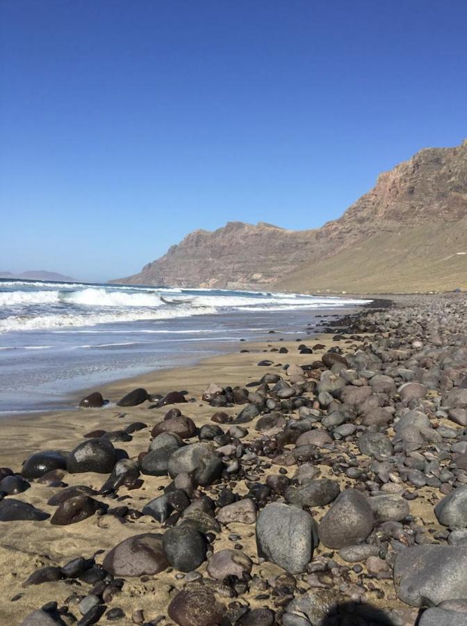 Bungalow Apartamento Sol Famara Eksteriør bilde